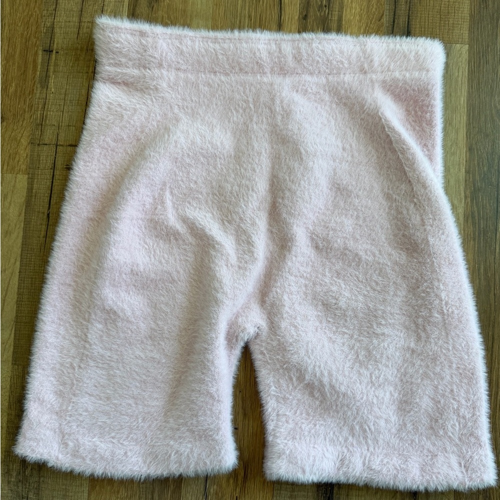 GYMSHARK WHITNEY SIMMONS PINK FUZZY SHORTS SZ L